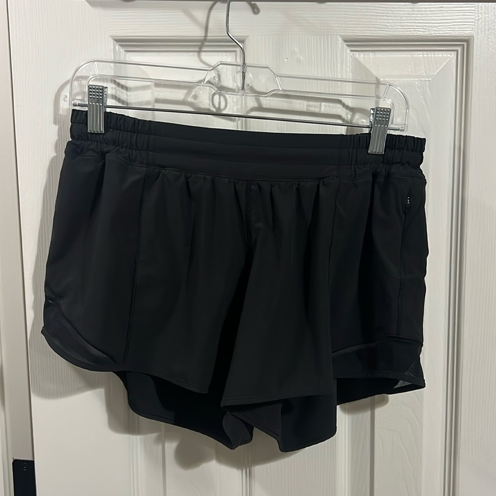 Lululemon hotty hot shorts size 10 4inch